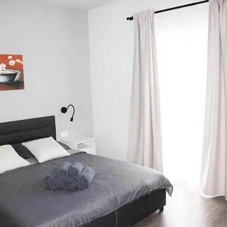 Zuzic Apartment *